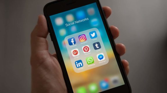 pexels-tracy-le-blanc-607812-2-2 pexels-tracy-le-blanc-607812-2-2